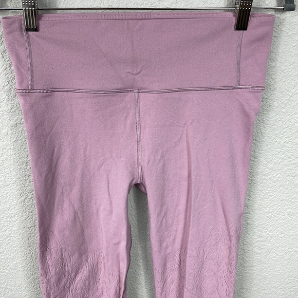 SOLD - Lululemon Reveal Crop Zen Expression Leggings Vintage Mauve Yoga Sz 10 - Picture 6 of 13
